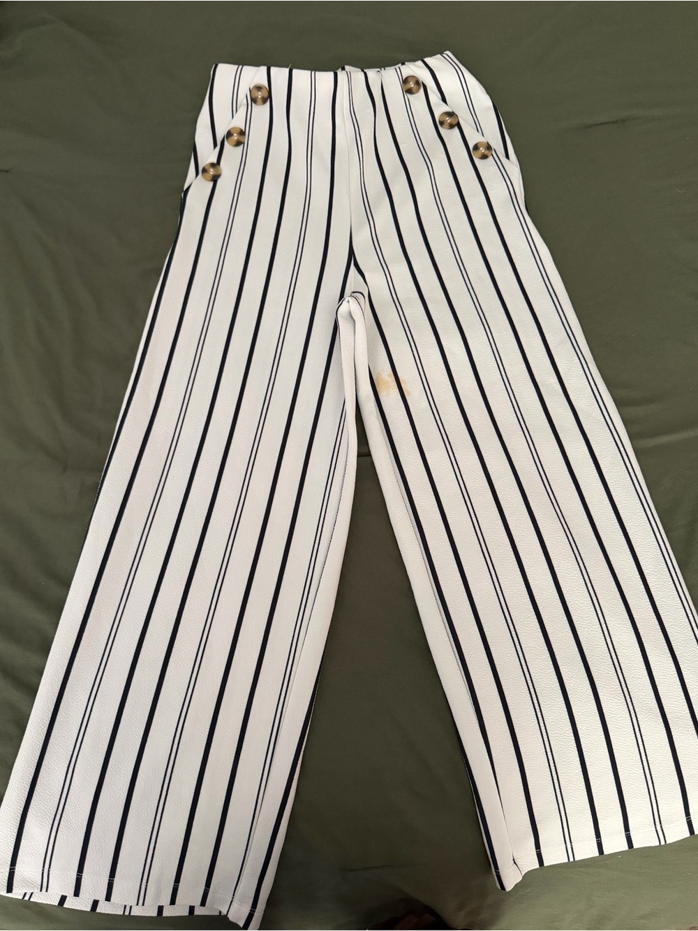 High-Waist White Wide-Leg Striped Pants with Black Pinstripes